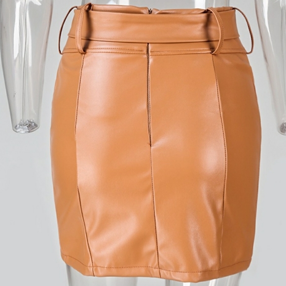 🏆HP🏆1 XL left* Cognac Faux Leather Mini Skirt - Picture 8 of 9